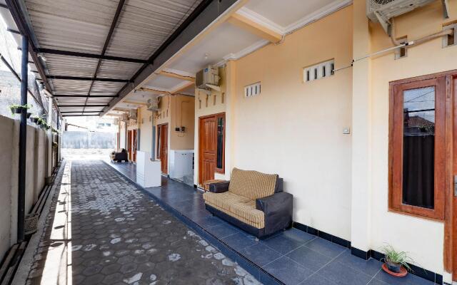 Super OYO Capital O 2258 Santana Syariah Guest House