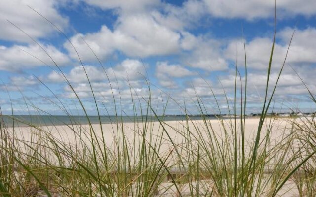 Wychmere Beach Club