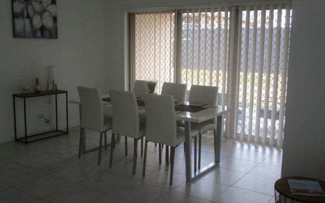 Edmondson Villas - Sydney