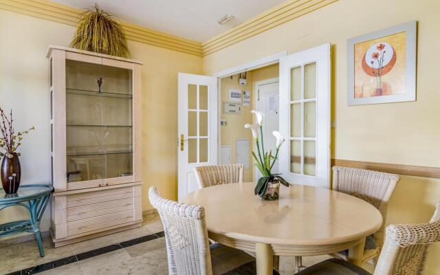 Banana Beach Sea And Mountain Views 305