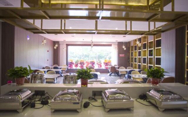 weinan hillman hotel (huazhou branch)