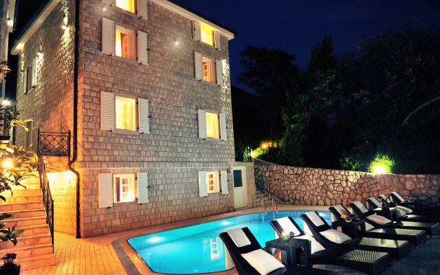 Hotel Per Astra