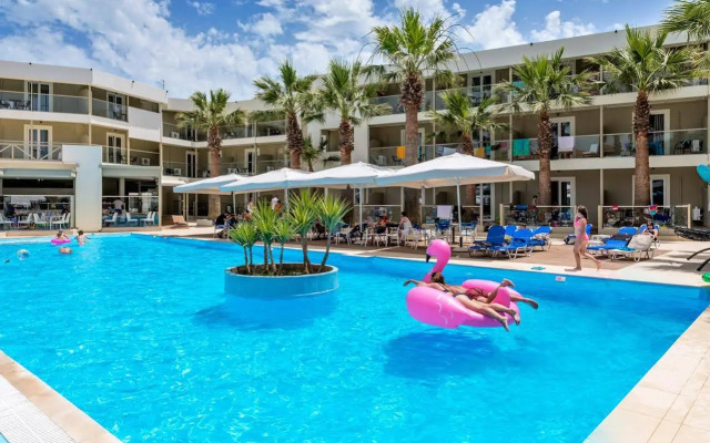 Cameo Beach Resort