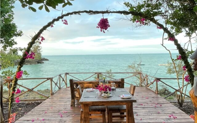 The Island - Pongwe Lodge - Adults Only