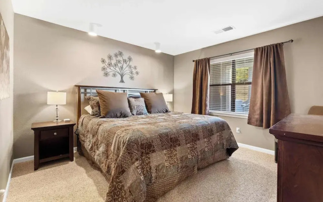 Whispering Water @ Pointe Royale