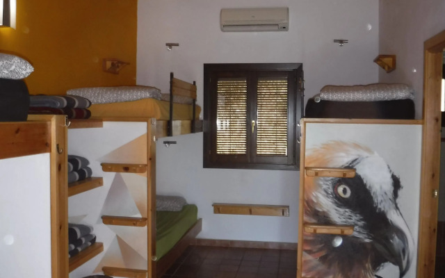 Tantaka - Albergue de los Meleses - Hostel