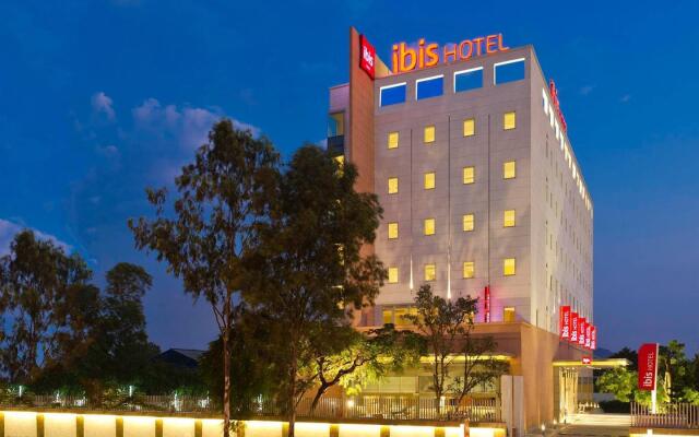 ibis Nashik Hotel