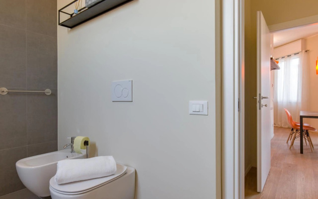 Panoramic Roof Apartment