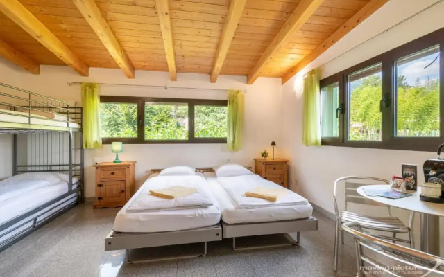 Bamboohouse Motel Riazzino
