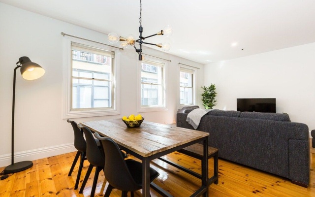 AERIN, 2BDR Melbourne Apartment – Guest Rooms – Melbourne