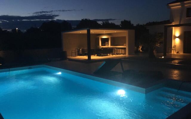 Caprice in Milohnic with 3 bedrooms and 3 bathrooms