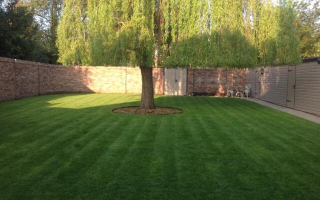 Charnwood Guest House