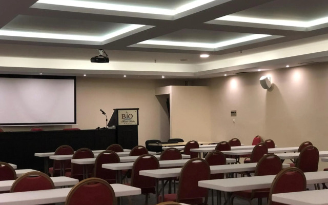 Bio Suites Hotel