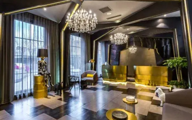 Jingcheng Yihe (Tian'an Park Guangqumen Inner Subway Station Store )