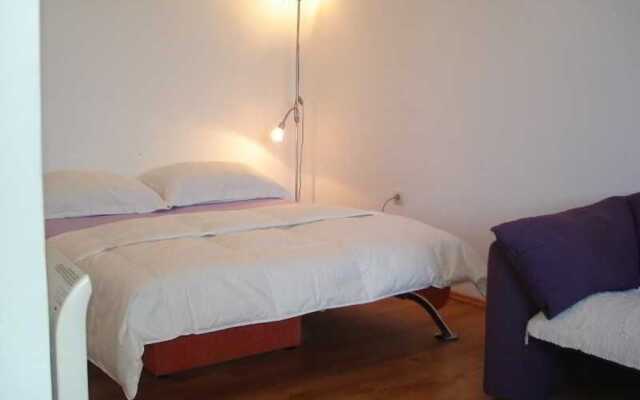 Apartments Lenni