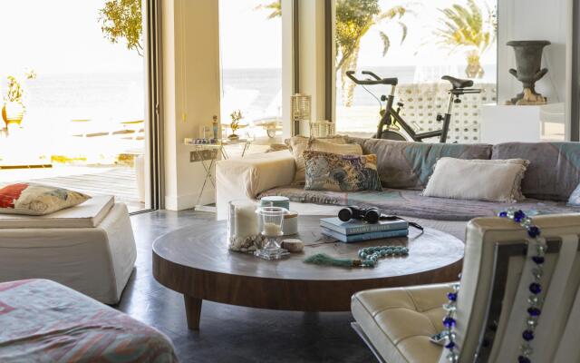 Beachfront Dream Villa
