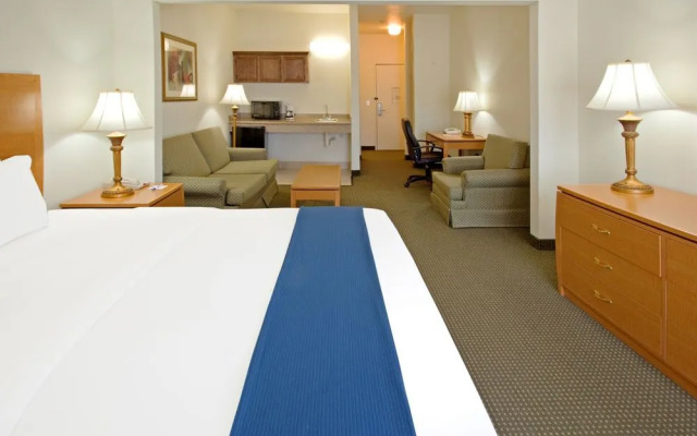 Holiday Inn Express & Suites Columbus