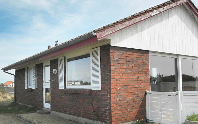 Stunning Holiday Home in Henne Denmark Near Sea