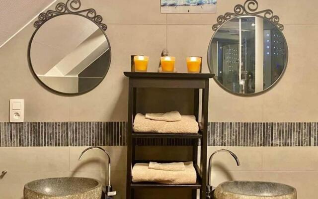Apartment Au Fil de l'Eau with hot tub in Hotton
