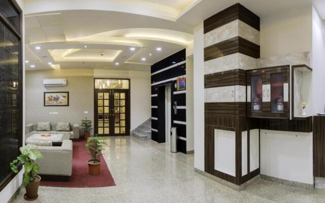 Hotel Yash Regency