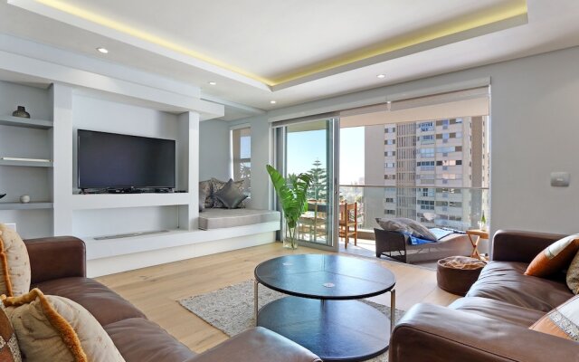 Four on C luxury Suites by Totalstay