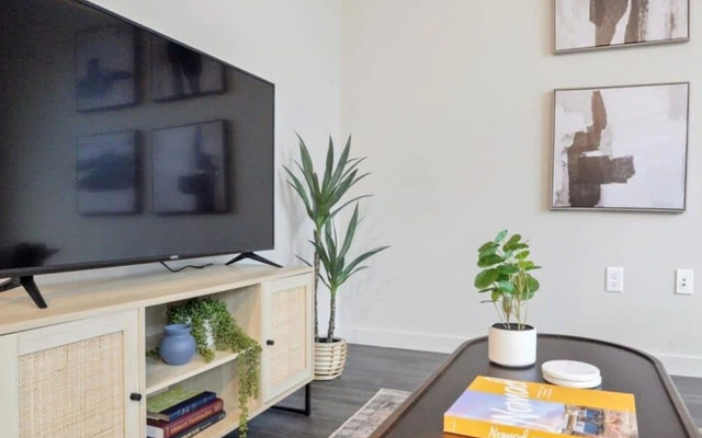 Cozysuites Modern 1BR Lawrenceville