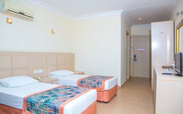 Gardenia Beach Hotel - All Inclusive