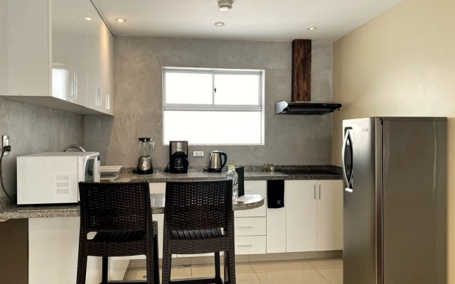 Ayacucho apartments near Huaca Pucllana by Wynwood-House