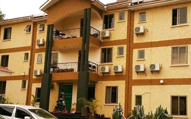 Cactus Hill Side Hotel