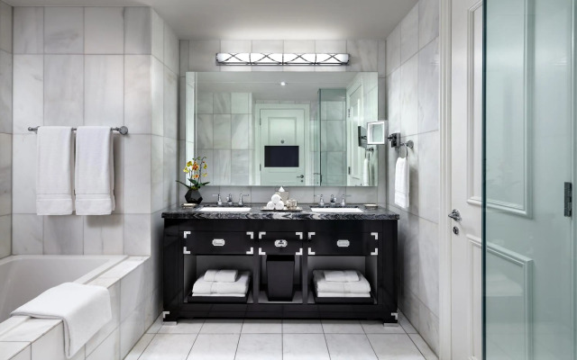The St. Regis Toronto