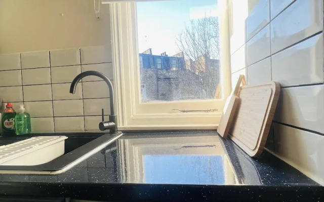 Impeccable 1 Bedroom Flat in Central London
