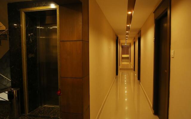 Hotel Santhi Bhavan