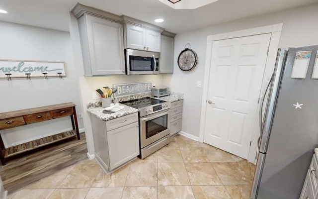 Shoreline Towers 3025 2 Bedroom Condo