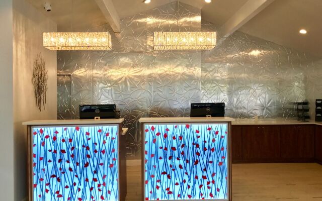 Rosewood Inn and Suites