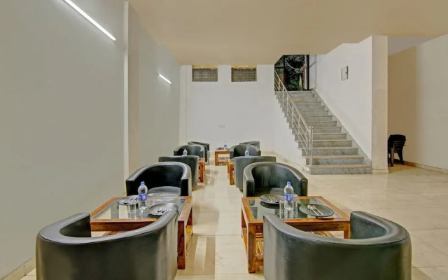 Dwarka Residency by OYO Rooms