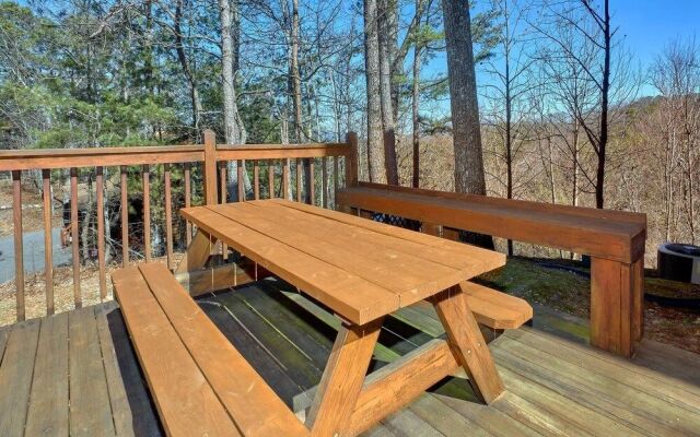 Smoky Mountain Serenity Apartment 3