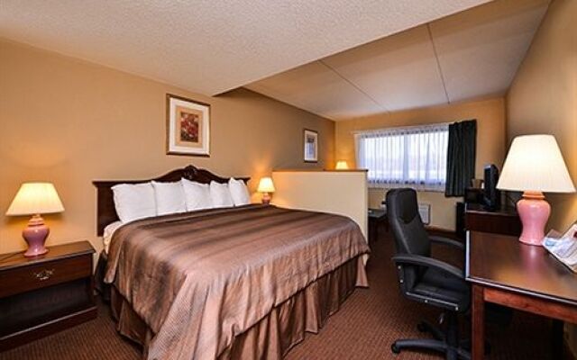 Quality Inn and Suites Beaver Dam