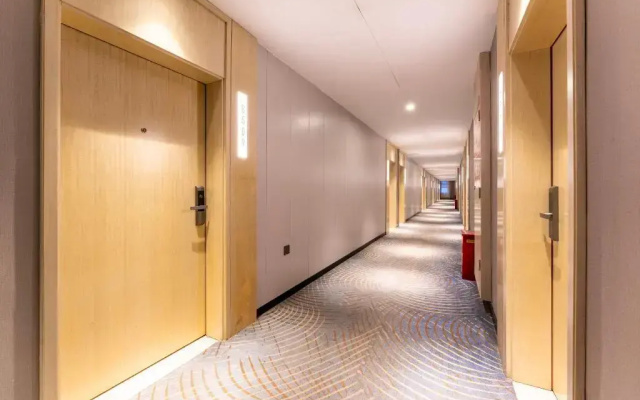 GreenTree Eastern Lianyungang Jiaruibao Plaza Hotel