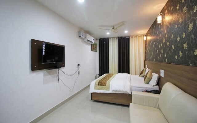 OYO 7524 Hotel Grand Celebration
