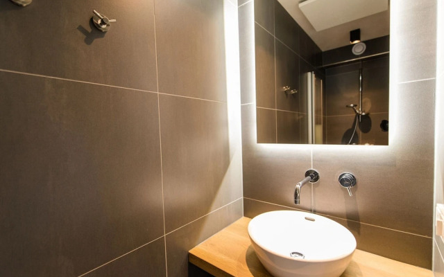 Thatched Villa Near the Beach