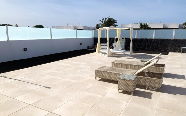 Villa With 3 Bedrooms in Playa Blanca, With Private Pool, Enclosed Garden and Wifi - 5 km From the Beach