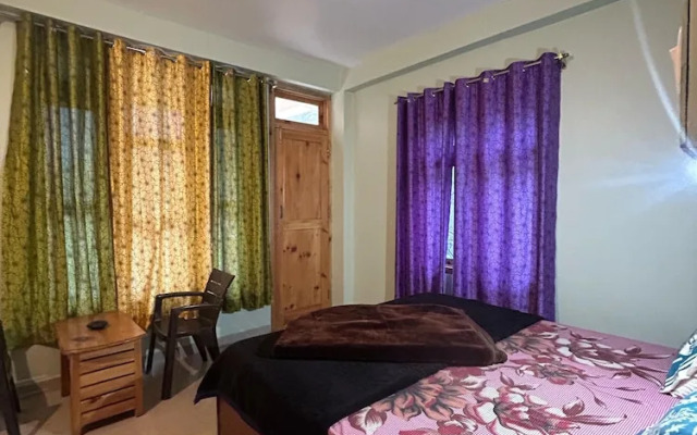 New Brahma Guesthouse