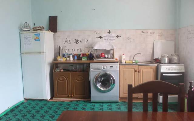 Canal Hostel