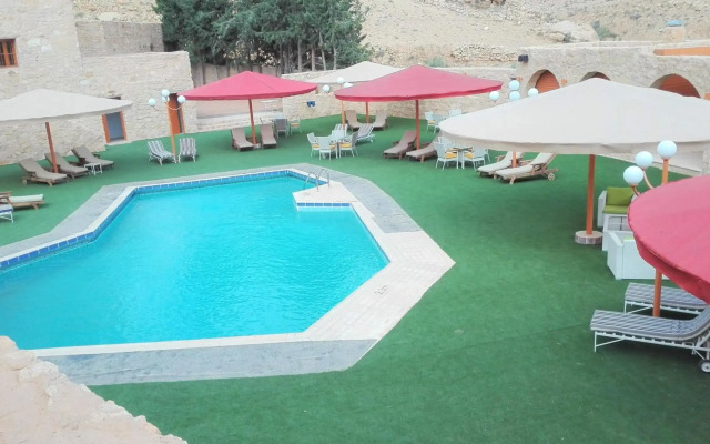 Hayat Zaman Hotel & Resort