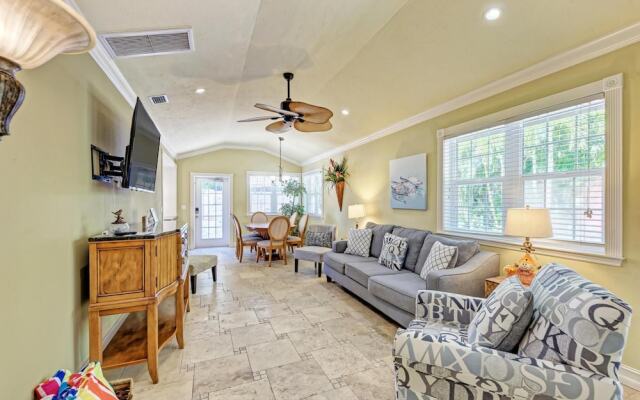 Anna Maria Island Surfside Bungalow
