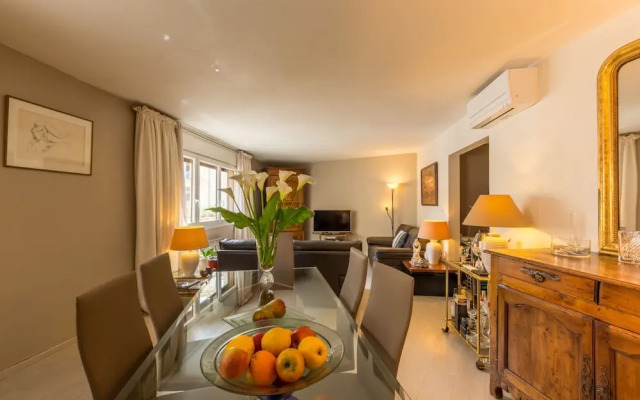 Jardin de la Reine - Premi re Conciergerie