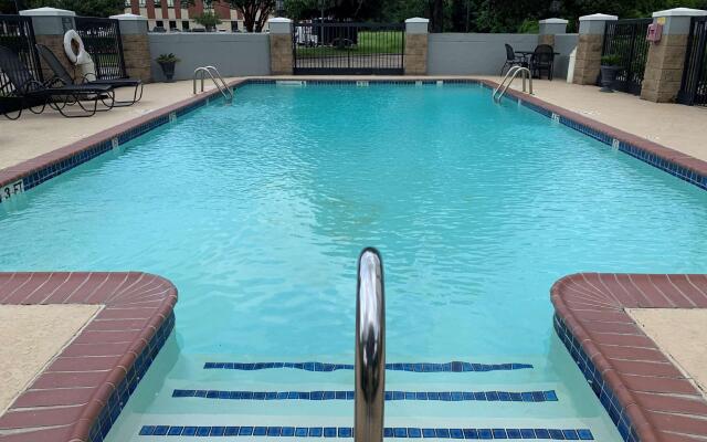 Best Western Plus Sugar Land Houston