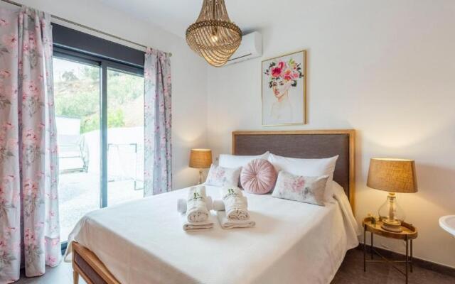 Finca Lucio Torrox by Ruralidays