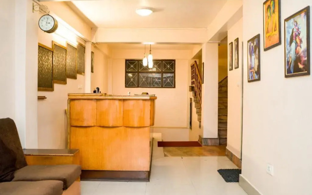 Capital O 70085 Hotel Siddhi Vinayak Regency