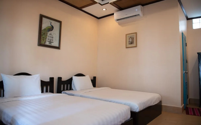 Khung Riverside Hotel
